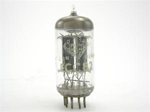 12AU7 / ECC82 Telefunken - ribbed plates