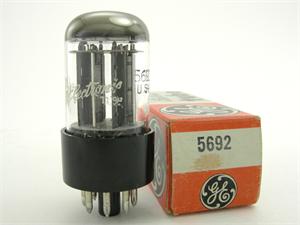 GE 5692 - black base